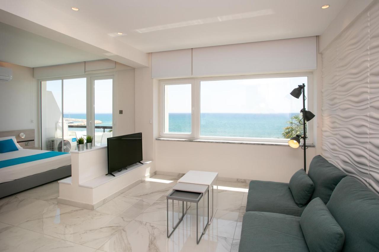 Les Palmiers Sunorama Beach Apartments ラルナカ エクステリア 写真