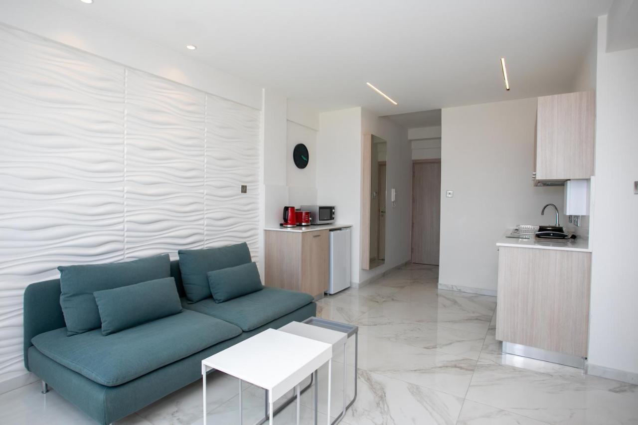 Les Palmiers Sunorama Beach Apartments ラルナカ エクステリア 写真