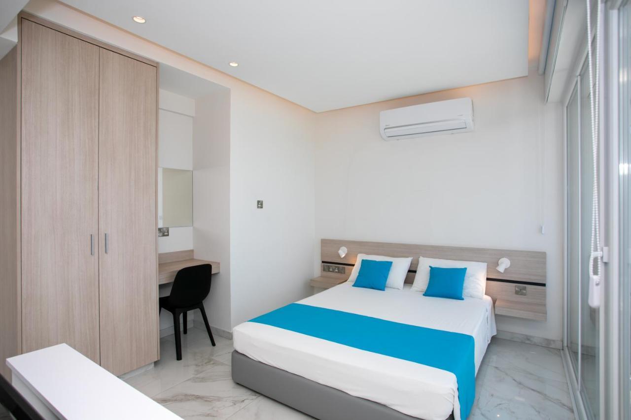 Les Palmiers Sunorama Beach Apartments ラルナカ エクステリア 写真